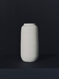 White vase by L'Impatience