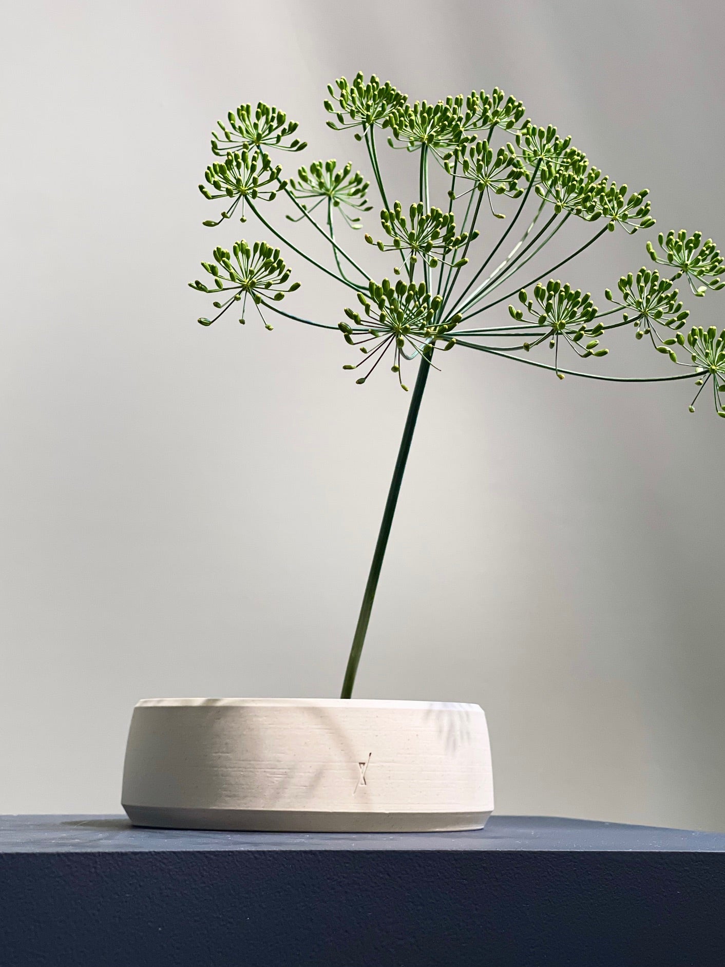 Handmade ceramic Ikebana vase by L'Impatience